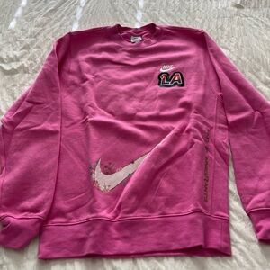 Nike Women's Vibrant Pink Crew Neck Sweatshirt Size S Worn Once